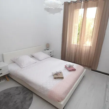 **** Sea Mer Centre 80m2 Lumineux 1 A 8 Personnes **** Apartment